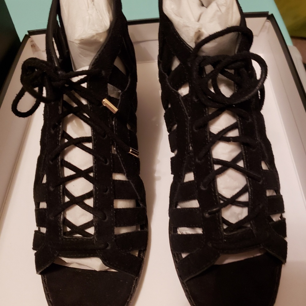 BCBGENERATION wedge heel